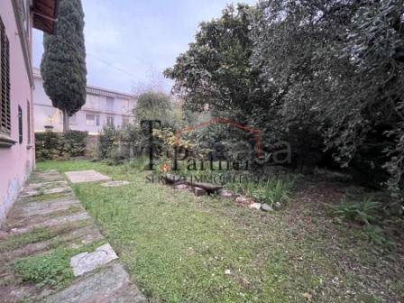 casa indipendente in vendita a Sesto Fiorentino