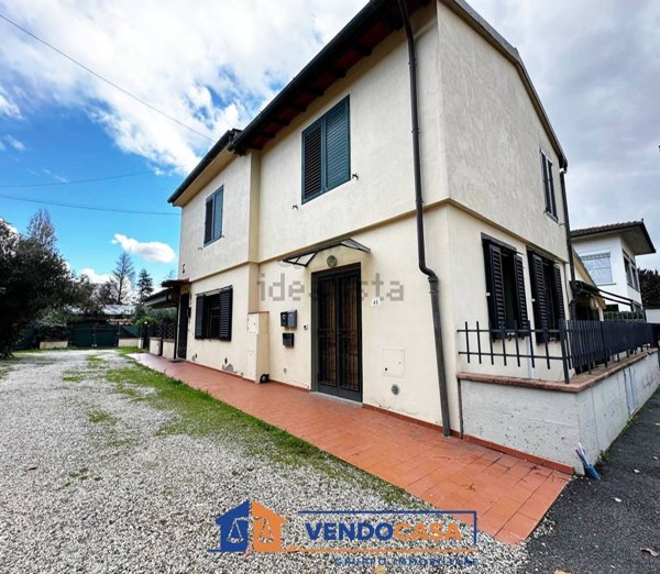 appartamento in vendita a Sesto Fiorentino in zona Padule