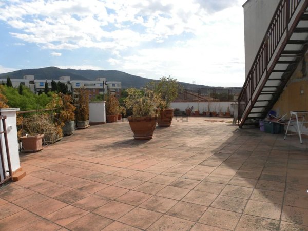 appartamento in vendita a Sesto Fiorentino in zona Zambra