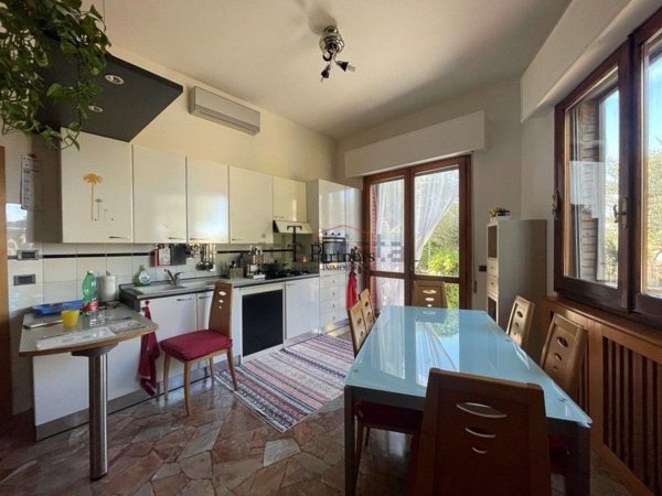 appartamento in vendita a Sesto Fiorentino in zona Zambra