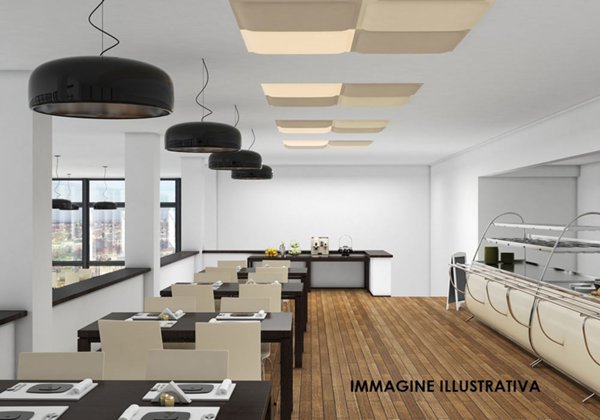 locale commerciale in vendita a Sesto Fiorentino