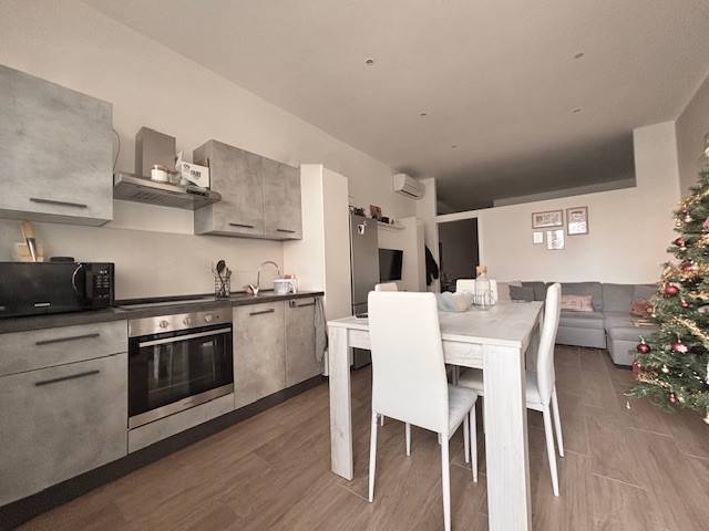 appartamento in vendita a Sesto Fiorentino in zona Quinto