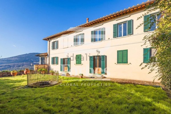 casa indipendente in vendita a Sesto Fiorentino