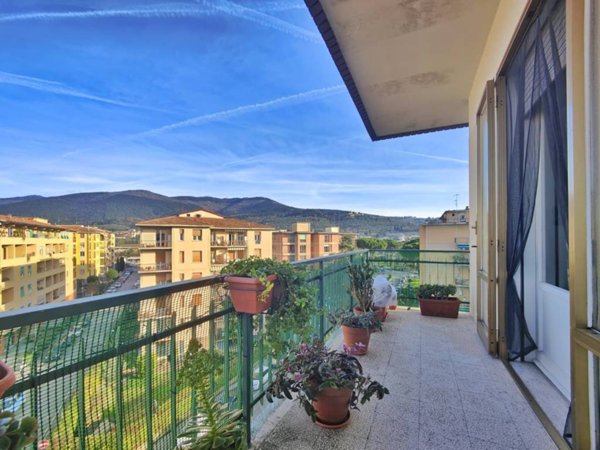 appartamento in vendita a Sesto Fiorentino in zona Quinto