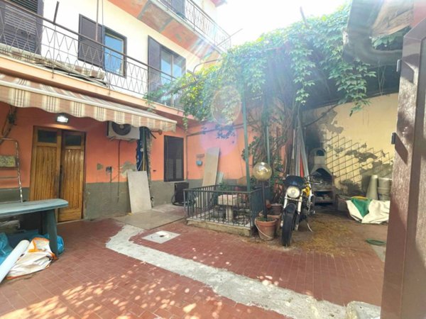 casa indipendente in vendita a Sesto Fiorentino