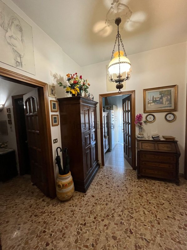 appartamento in vendita a Sesto Fiorentino in zona Quinto