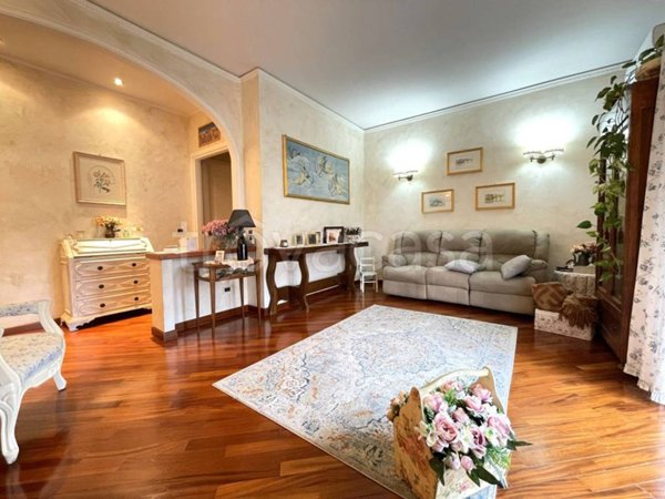 appartamento in vendita a Sesto Fiorentino in zona Quinto