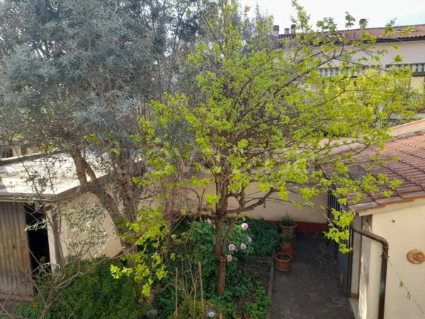 casa indipendente in vendita a Sesto Fiorentino in zona Colonnata