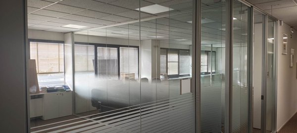 ufficio in vendita a Sesto Fiorentino in zona Osmannoro