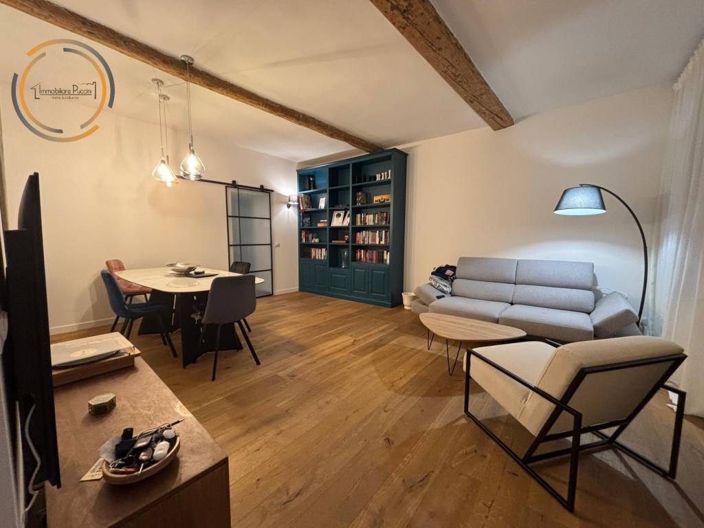 casa indipendente in vendita a Sesto Fiorentino