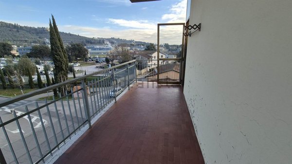 appartamento in vendita a Sesto Fiorentino in zona Colonnata