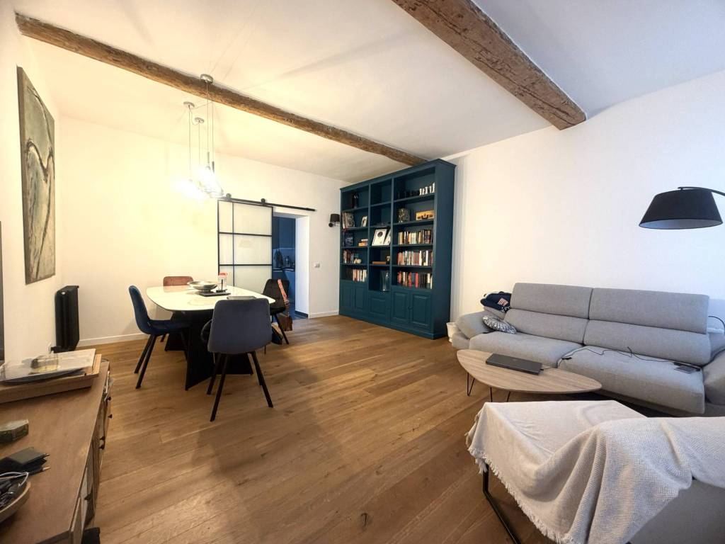 casa indipendente in vendita a Sesto Fiorentino