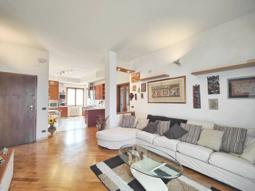 appartamento in vendita a Sesto Fiorentino