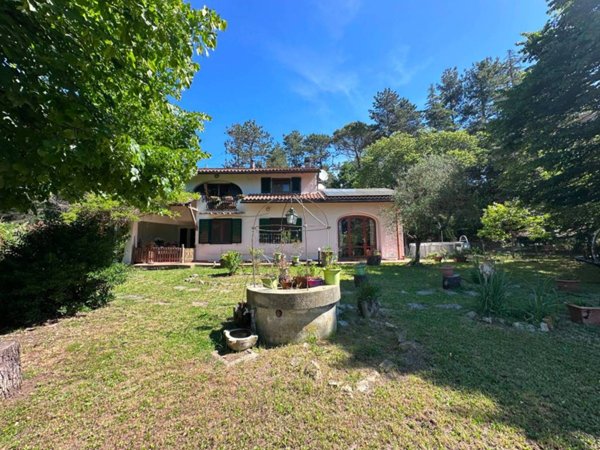 casa indipendente in vendita a Sesto Fiorentino in zona Cercina