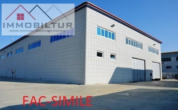 capannone in vendita a Sesto Fiorentino in zona Osmannoro