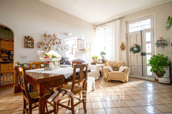 appartamento in vendita a Sesto Fiorentino in zona Colonnata