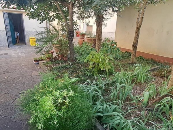 casa indipendente in vendita a Sesto Fiorentino