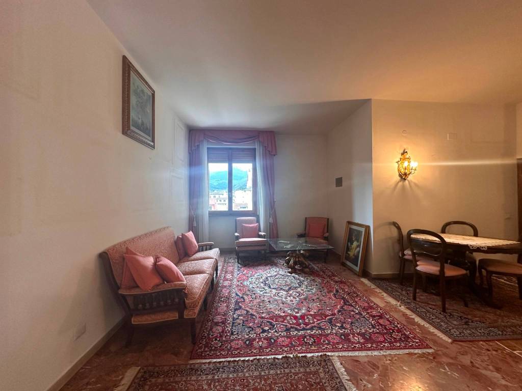 casa indipendente in vendita a Sesto Fiorentino