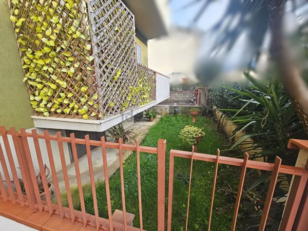 appartamento in vendita a Sesto Fiorentino in zona Zambra