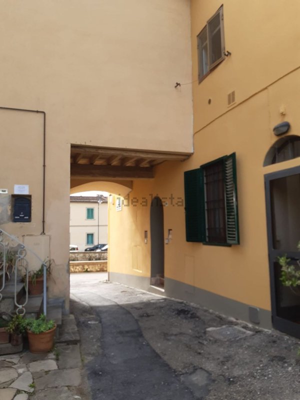 appartamento in vendita a Sesto Fiorentino in zona Colonnata