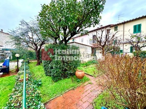 casa indipendente in vendita a Sesto Fiorentino