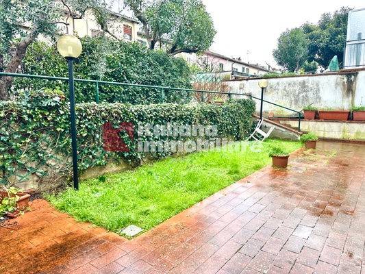 casa indipendente in vendita a Sesto Fiorentino