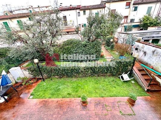 casa indipendente in vendita a Sesto Fiorentino