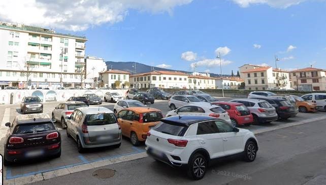 negozio in vendita a Sesto Fiorentino