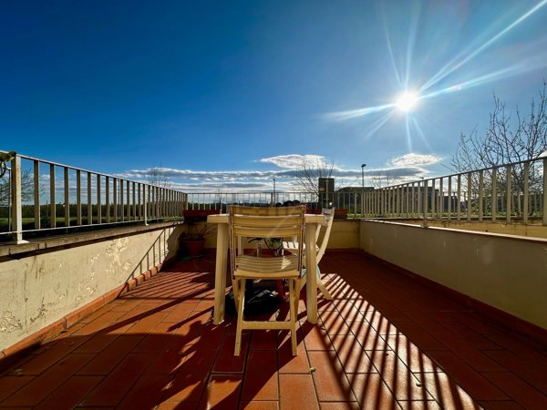 appartamento in vendita a Sesto Fiorentino in zona Zambra