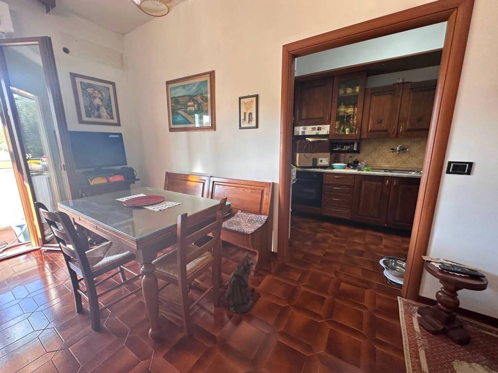 appartamento in vendita a Sesto Fiorentino in zona Zambra