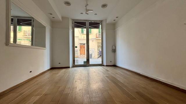 negozio in vendita a Sesto Fiorentino