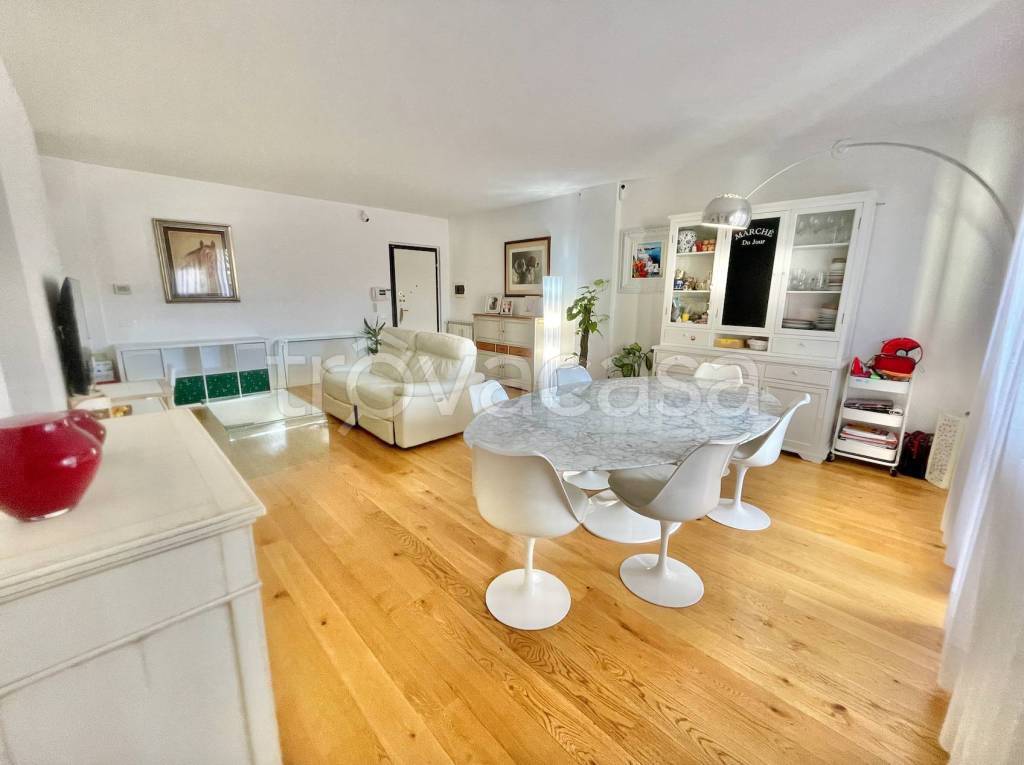 appartamento in vendita a Sesto Fiorentino