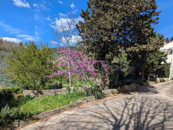 appartamento in vendita a Sesto Fiorentino in zona Quinto