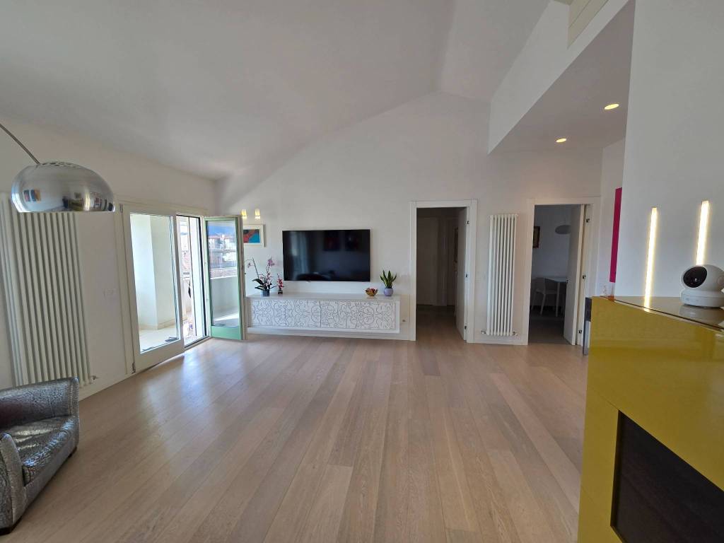 appartamento in vendita a Sesto Fiorentino