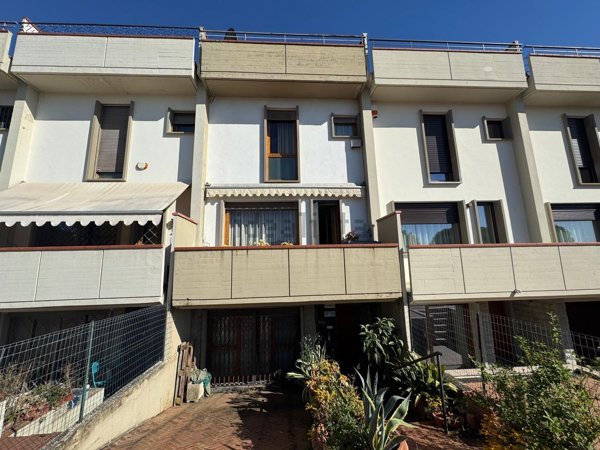 casa indipendente in vendita a Sesto Fiorentino