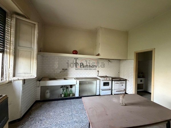casa indipendente in vendita a Sesto Fiorentino in zona Zambra