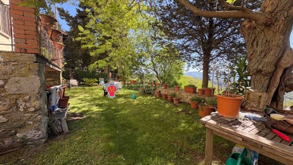 casa indipendente in vendita a Sesto Fiorentino in zona Cercina