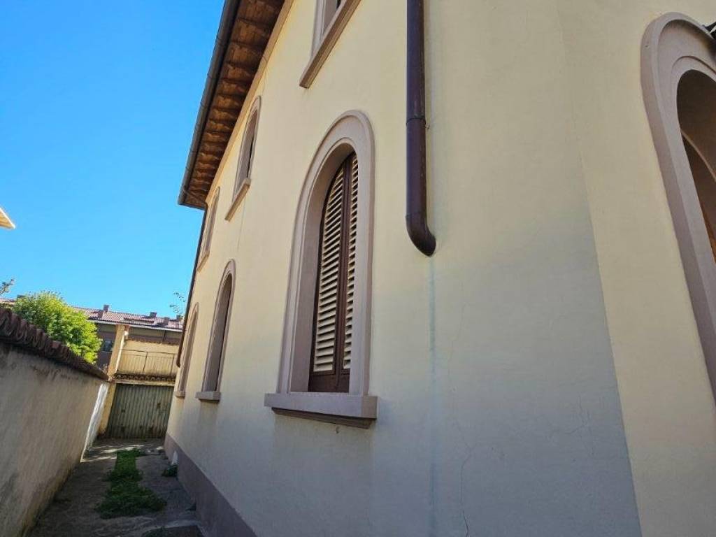 casa indipendente in vendita a Sesto Fiorentino