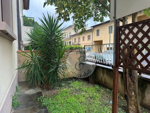casa indipendente in vendita a Sesto Fiorentino