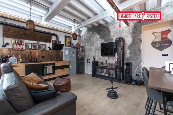 casa indipendente in vendita a Sesto Fiorentino in zona Padule