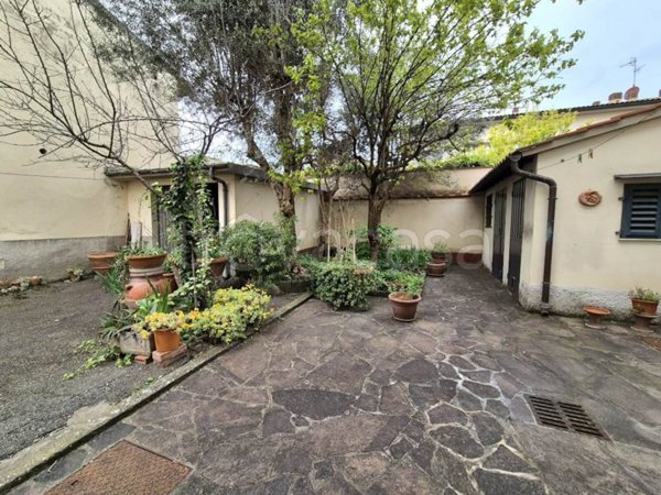 casa indipendente in vendita a Sesto Fiorentino