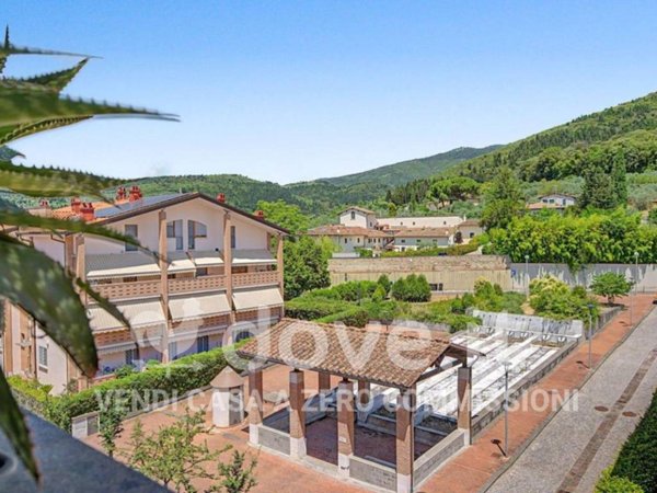 appartamento in vendita a Sesto Fiorentino in zona Colonnata