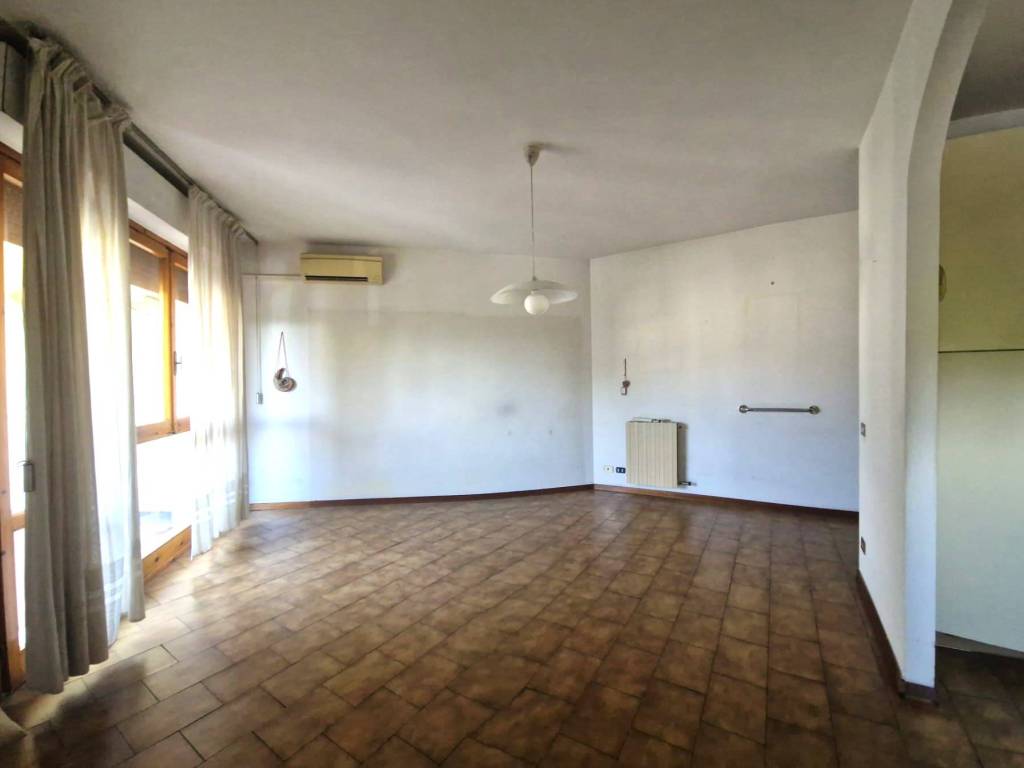 appartamento in vendita a Sesto Fiorentino in zona Zambra