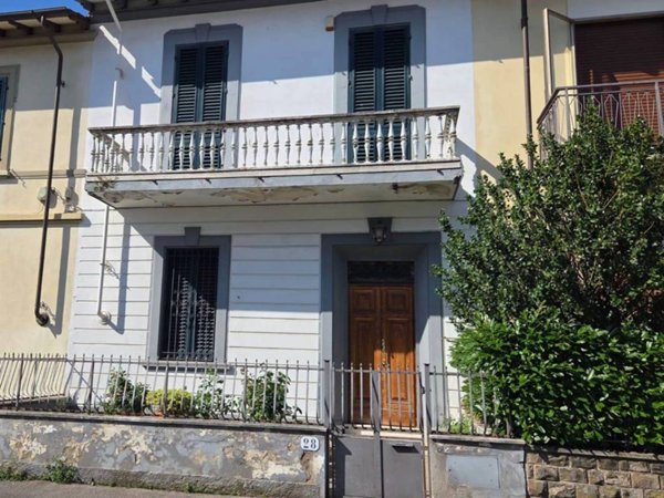 casa indipendente in vendita a Sesto Fiorentino