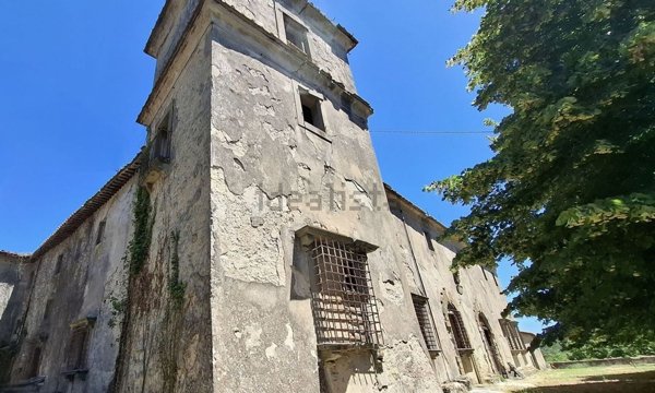 appartamento in vendita a Sesto Fiorentino in zona Colonnata