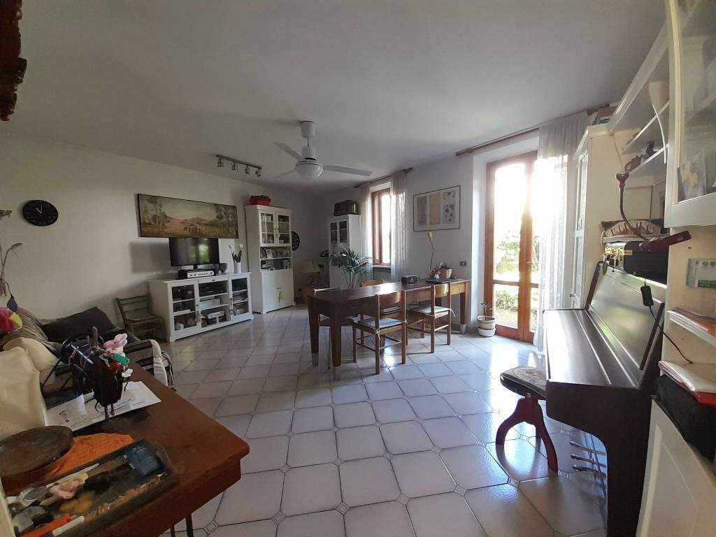 casa indipendente in vendita a Sesto Fiorentino in zona Padule