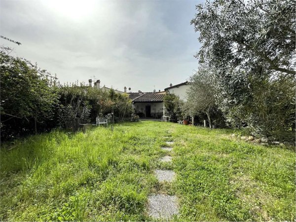 appartamento in vendita a Sesto Fiorentino in zona Colonnata