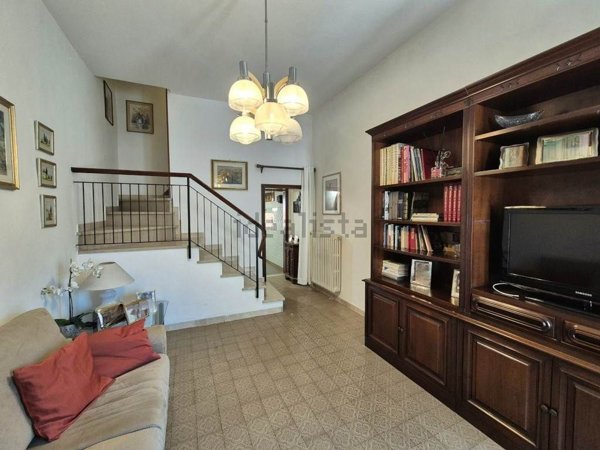 casa indipendente in vendita a Sesto Fiorentino in zona Colonnata