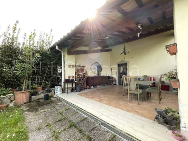 casa indipendente in vendita a Sesto Fiorentino in zona Colonnata