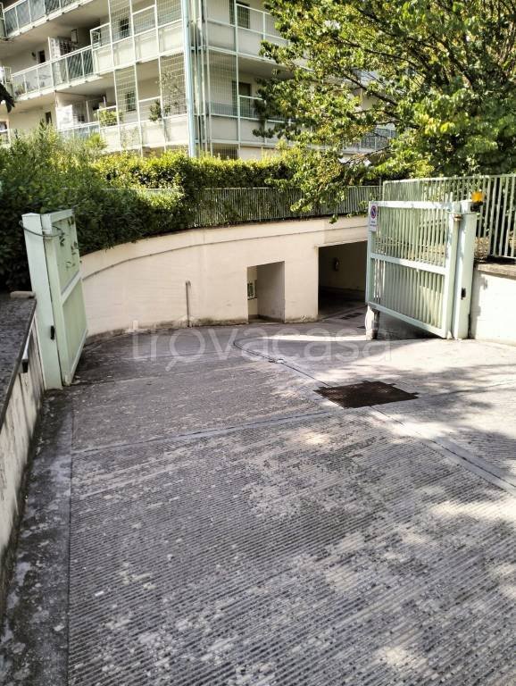 box auto in vendita a Sesto Fiorentino